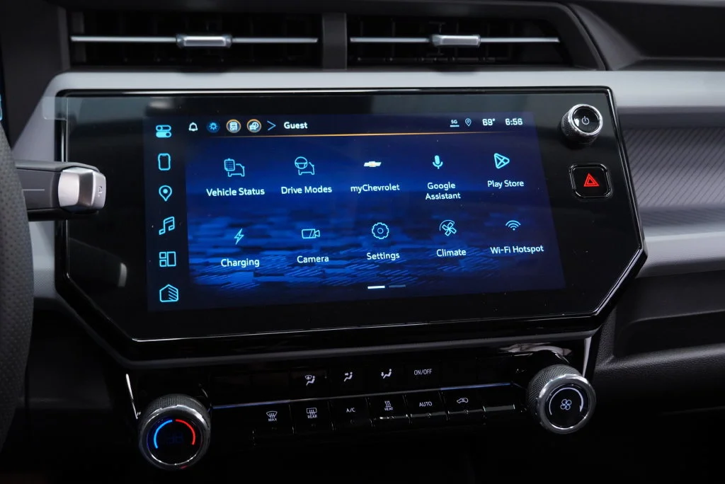 New 2027 Marina Blue Metallic Chevrolet LT image 16