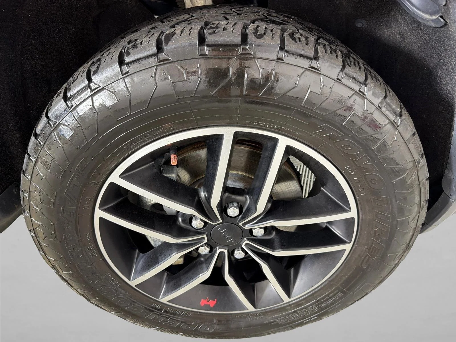Used 2020 Gray Jeep Trailhawk image 14