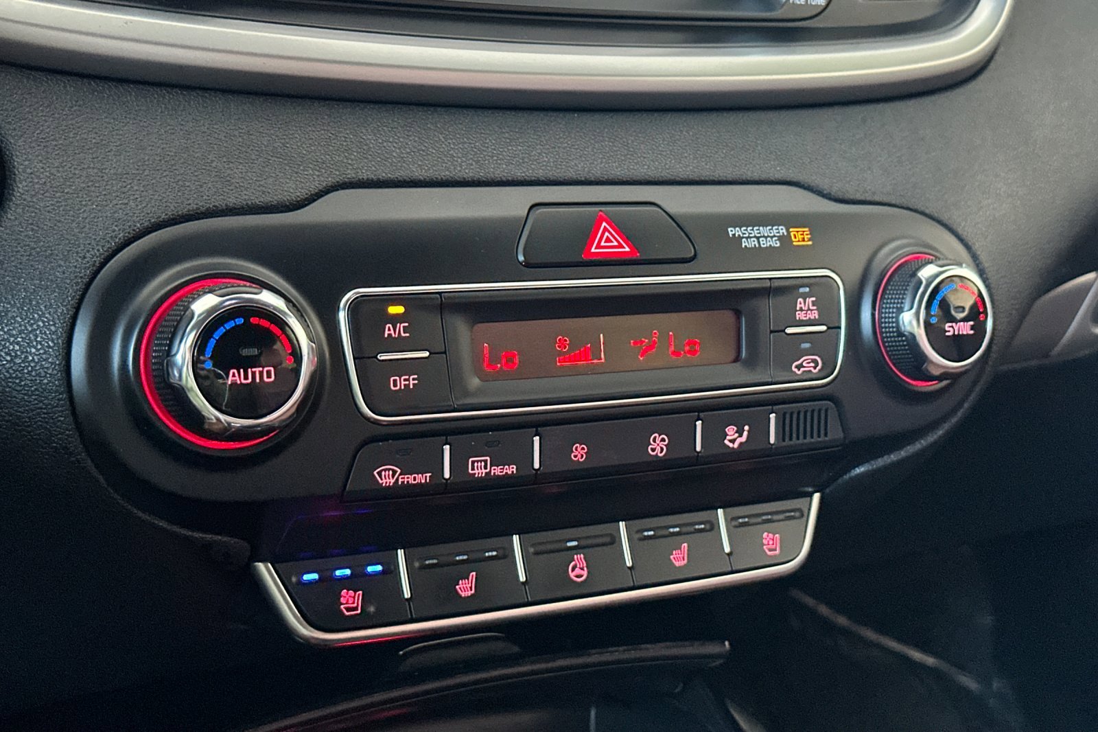 Used 2019 Snow White Pearl Kia SX Limited V6 image 22