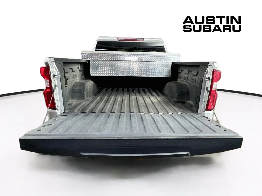 Used 2019 Silver Chevrolet LTZ image 30