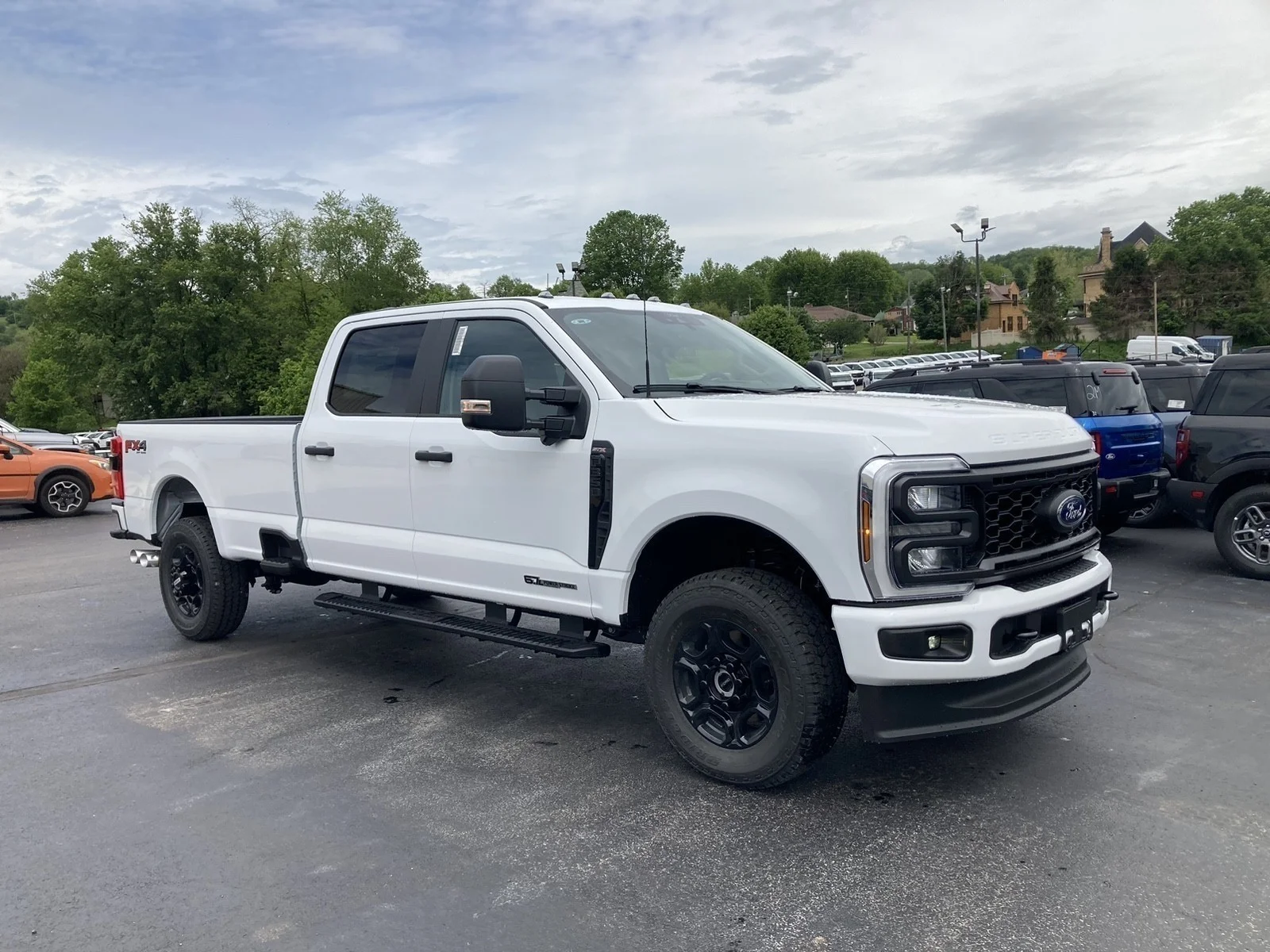 New 2026 Oxford White Ford F-350® XL image 7