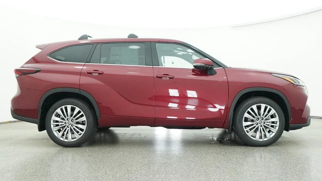 New 2026 Ruby Flare Pearl Toyota Platinum image 13
