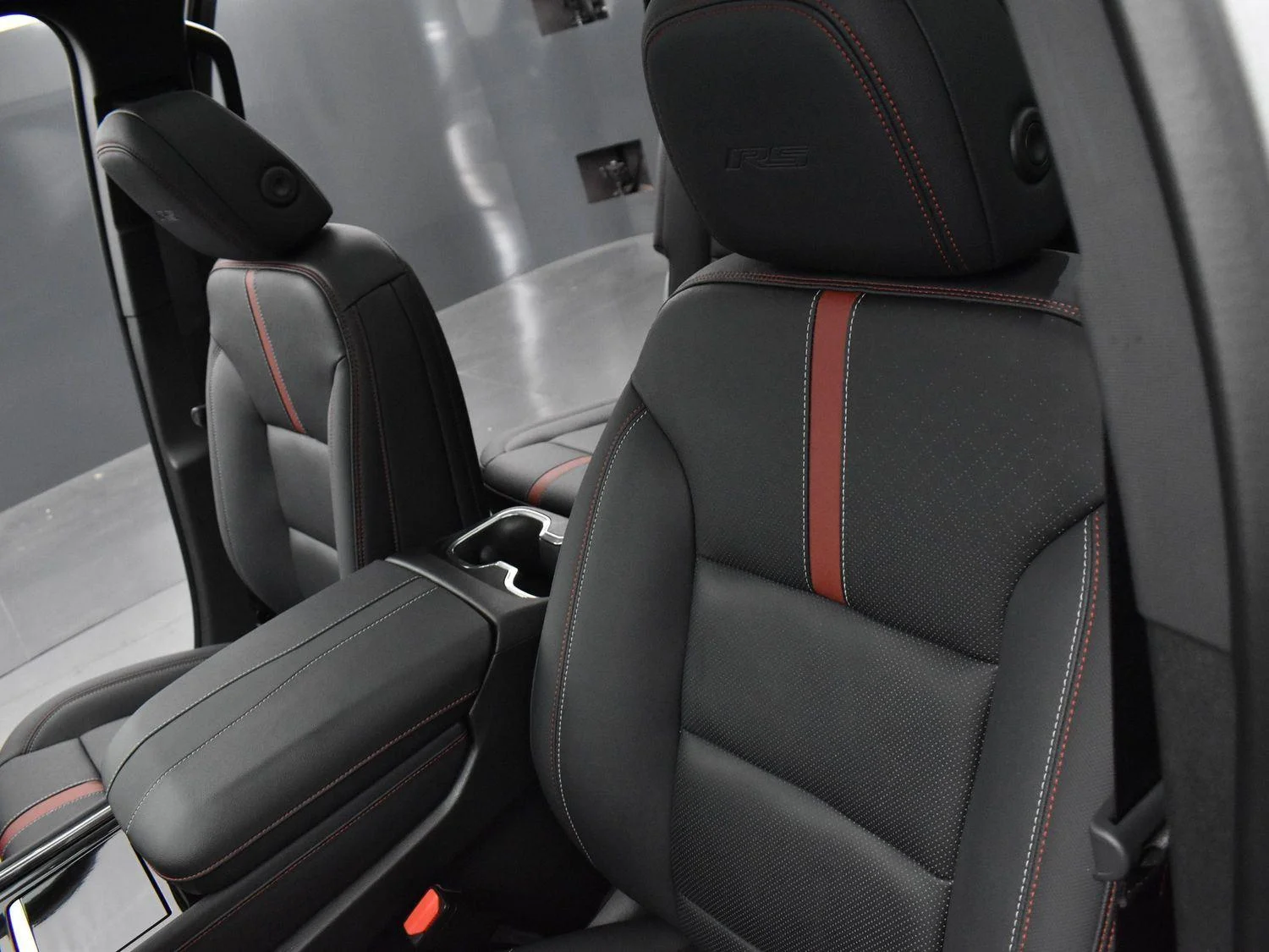 Used 2024 Sterling Gray Metallic Chevrolet RS image 17