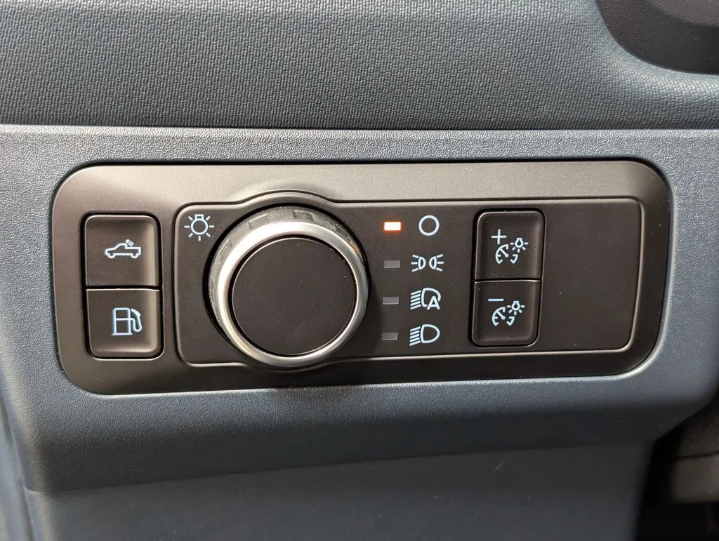 New 2026 Shadow Black Ford XLT image 10