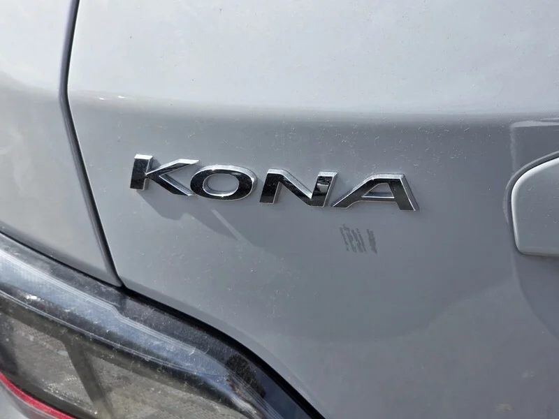 Used 2023 Silver HYUNDAI SE Auto AWD image 10