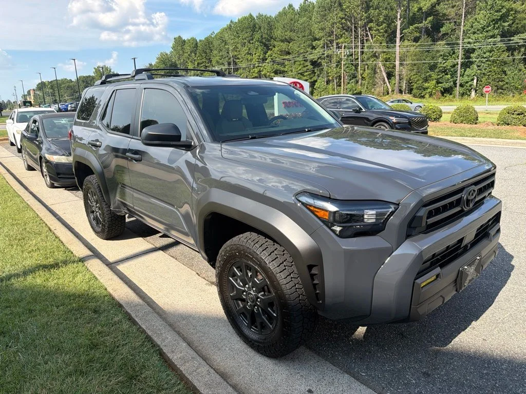 Used 2026  Toyota SR5 image 7