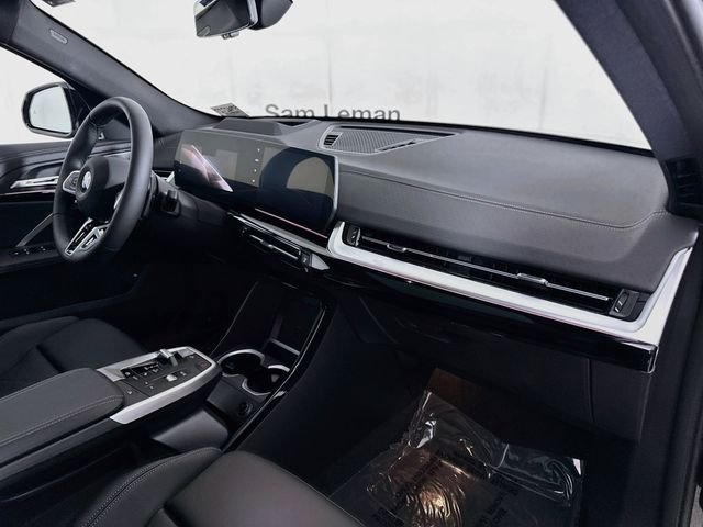 New 2026 Black Sapphire Metallic BMW xDrive28i image 30