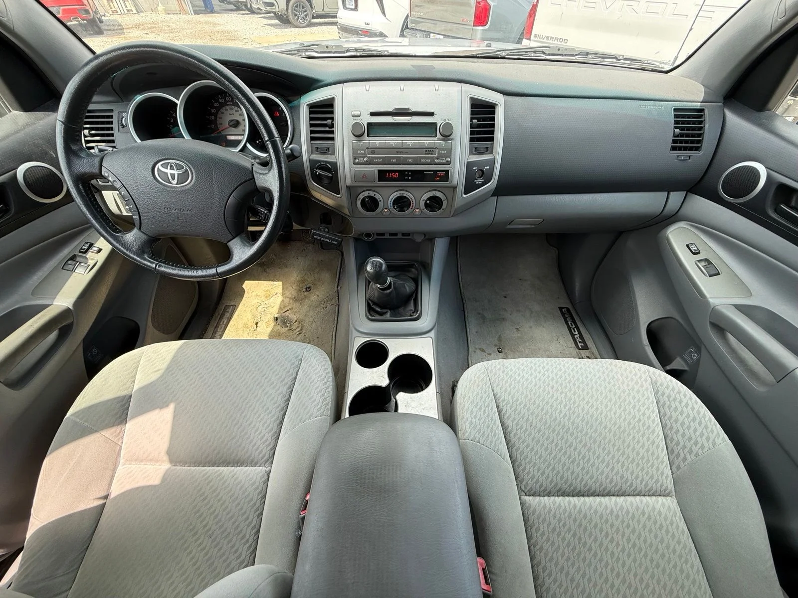 Used 2010  Toyota Base image 14