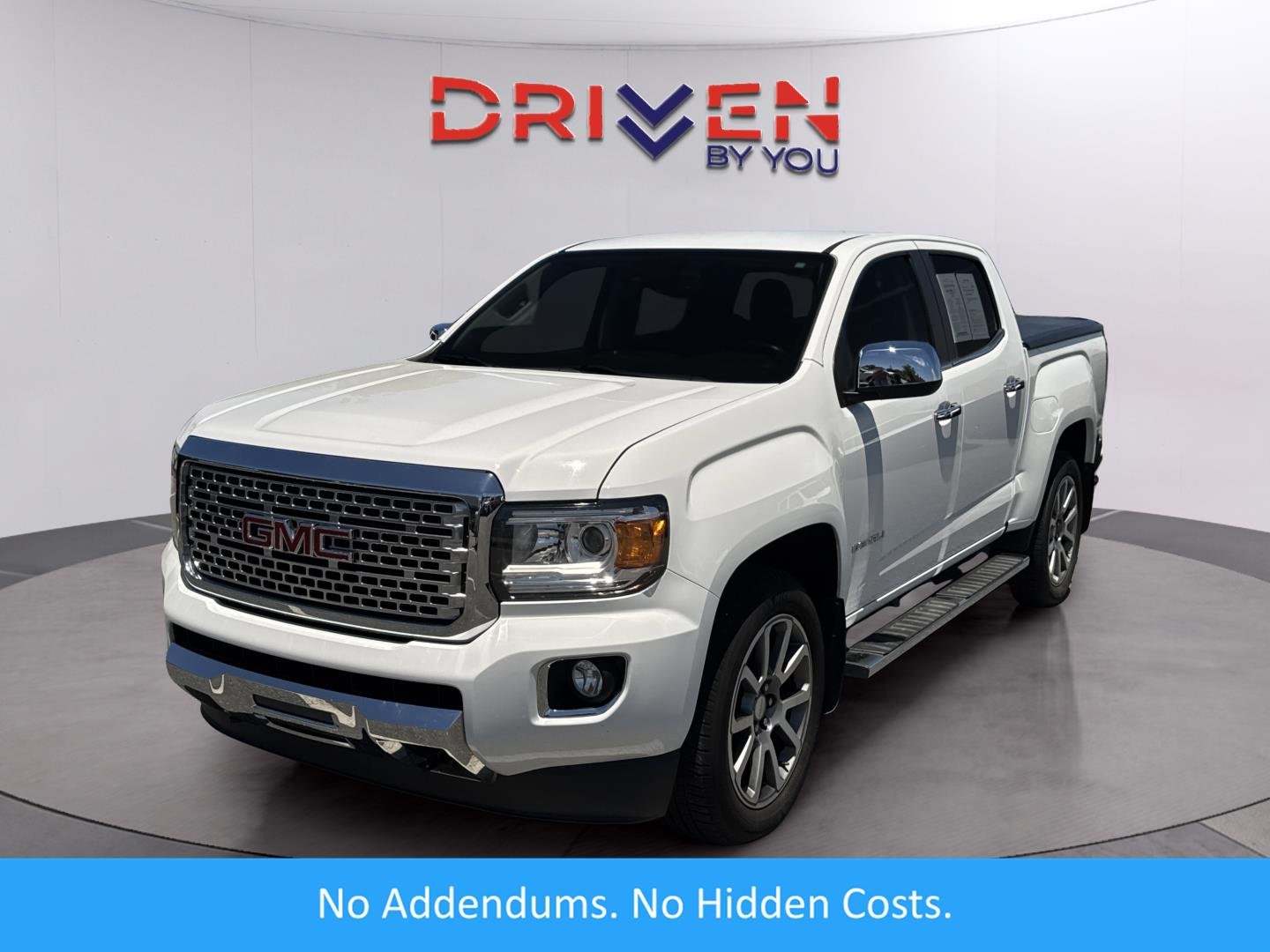 2020 GMC Canyon 4WD Denali Crew Cab Short Box's photo