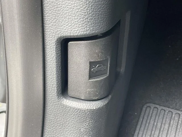 New 2026 Avalanche Ford F-250® Lariat® image 15