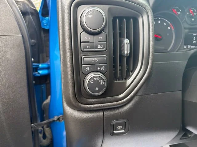 Used 2023 Glacier Blue Metallic Chevrolet Custom image 28
