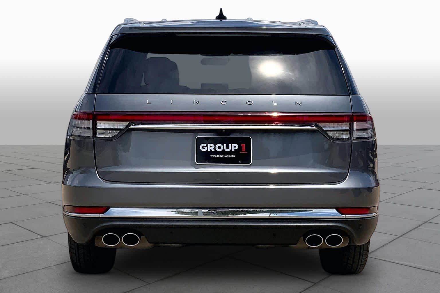 Used 2022 Asher Gray Metallic Clearcoat Lincoln Reserve image 5