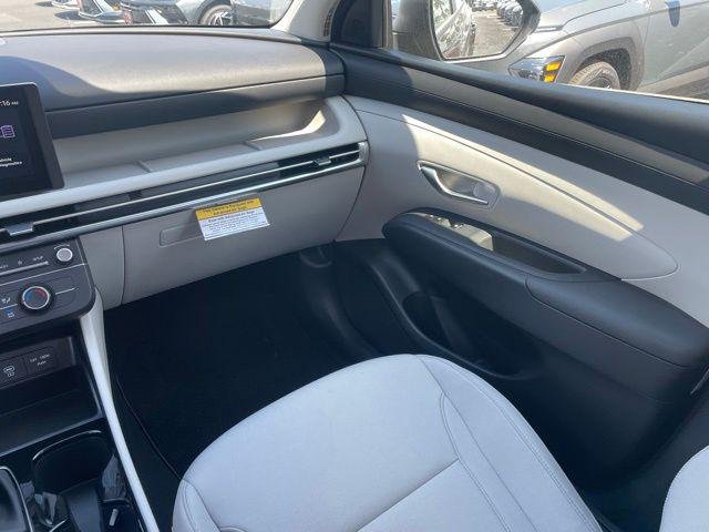 New 2026 Black Hyundai SE FWD image 16