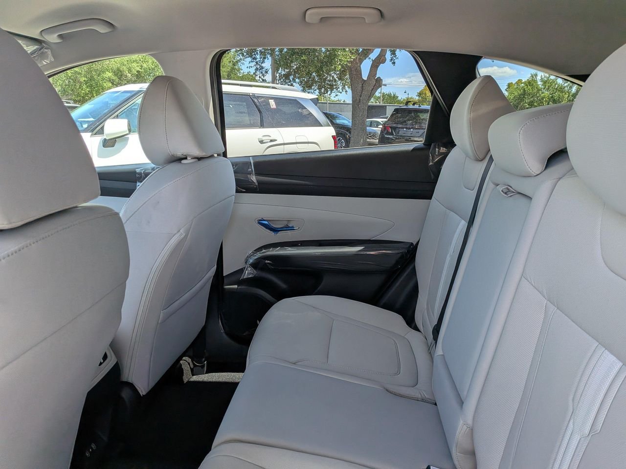 New 2026 Shimmering Silver Hyundai SEL Plus FWD image 14