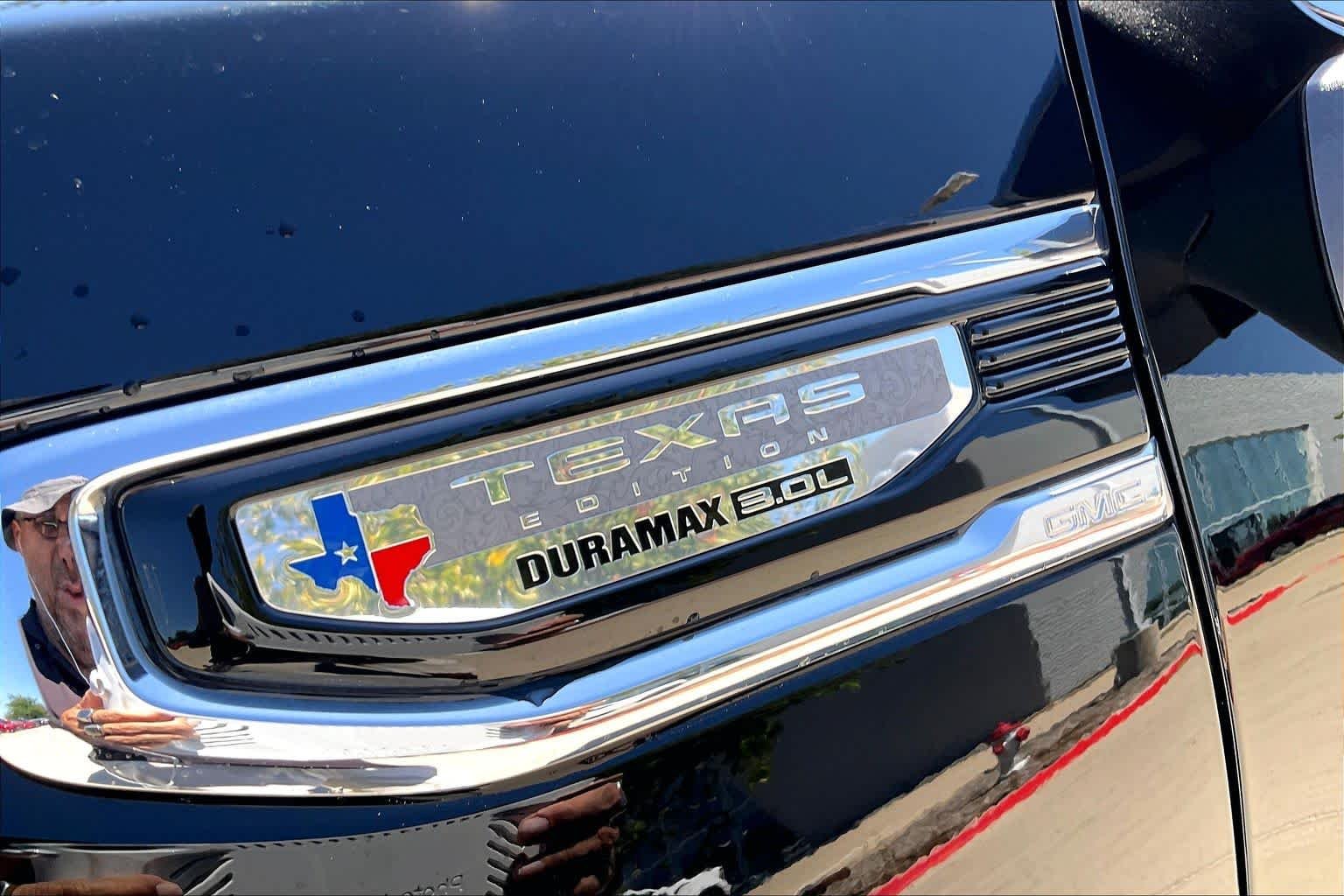 Used 2026 Onyx Black GMC SLT image 15
