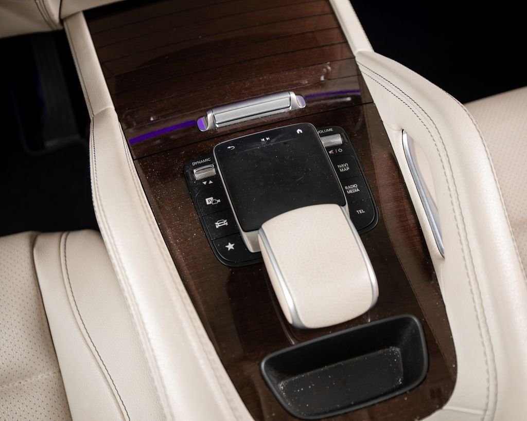 Certified Used 2022  Mercedes-Benz GLE 350 image 9