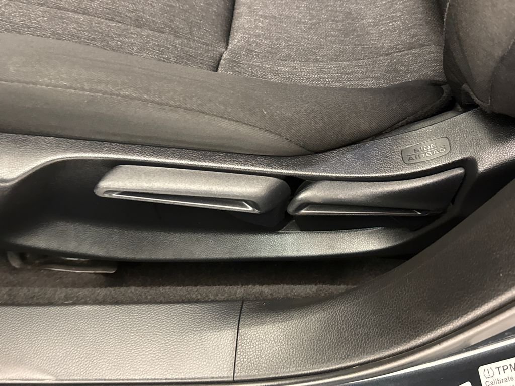 2023 Honda Accord LX - Photo 19