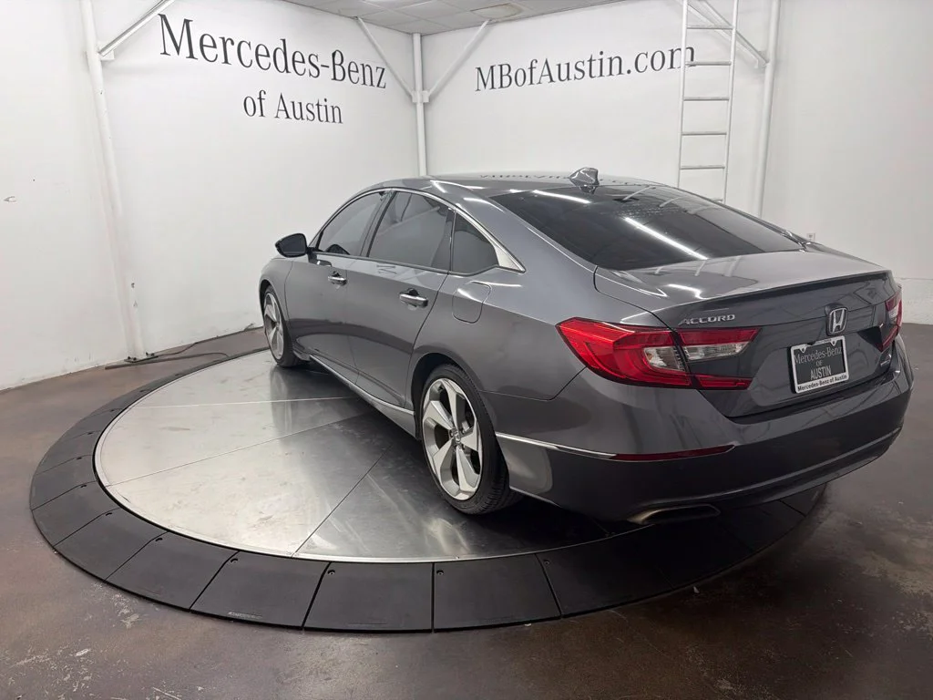 Used 2018 Gray Honda Touring image 5