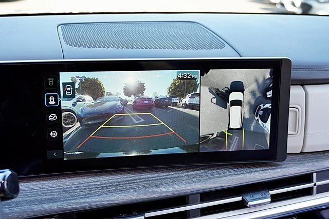 Used 2025 Black Hyundai Calligraphy image 31