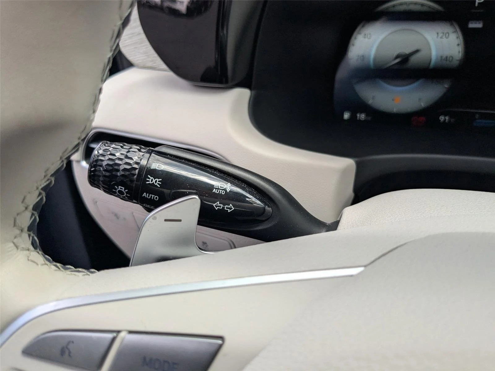 Used 2025 Abyss Black Pearl Hyundai Calligraphy image 14