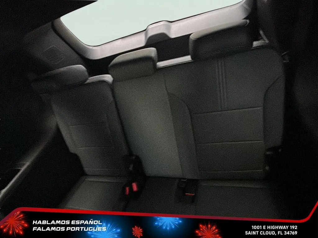 New 2026 Summit White GMC AT4 image 24