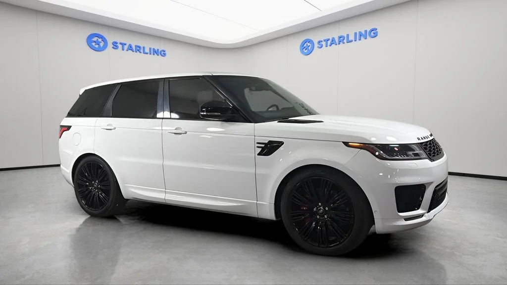 Used 2022 White Land Rover HSE Dynamic image 12