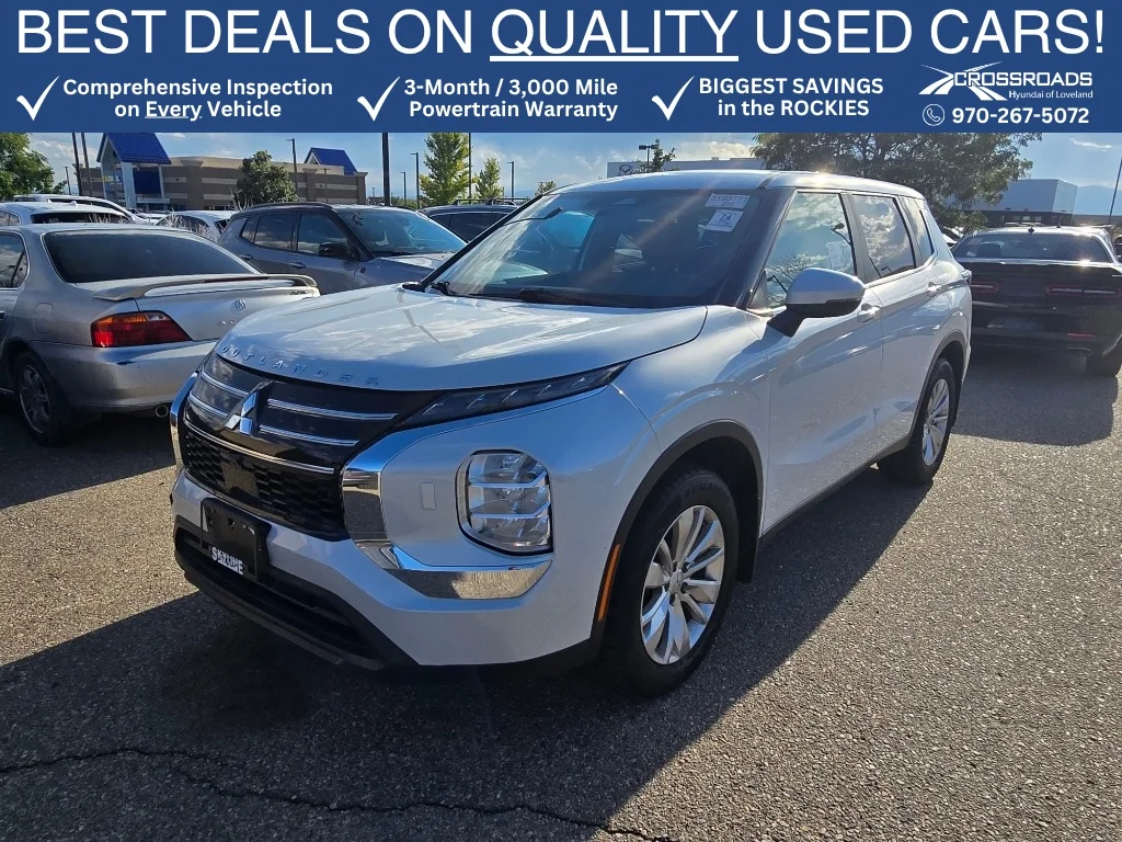 Used 2025 White Diamond Mitsubishi ES image 1