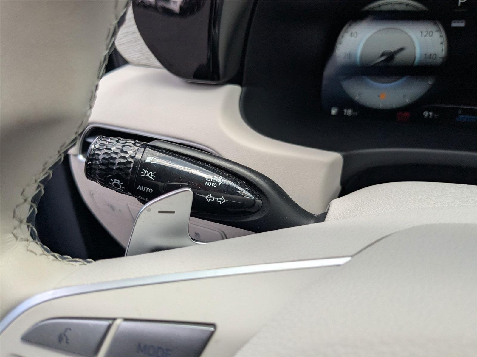 Used 2025 Abyss Black Pearl Hyundai Calligraphy image 14