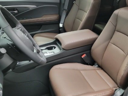 New 2026 Platinum White Pearl Honda RTL image 8