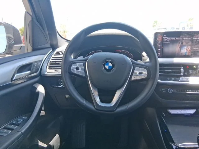 Used 2022 Black BMW sDrive30i image 9