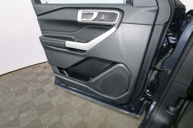 Used 2023 Blue Ford XLT image 40