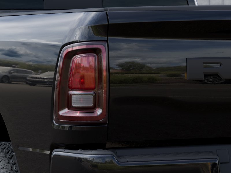 New 2027 Diamond Black Crystal Pearl-Coat Exterior Paint RAM Black Express image 5