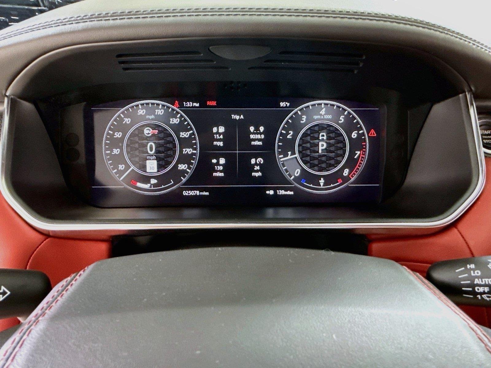 Used 2022 Fuji White Land Rover SVR image 13