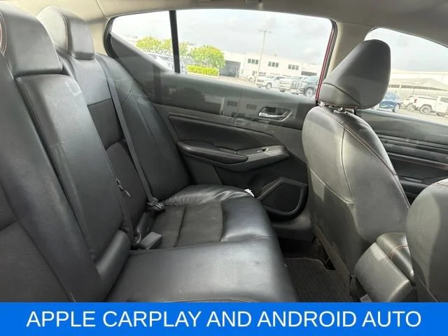 Used 2022 Red Nissan SR FWD image 8
