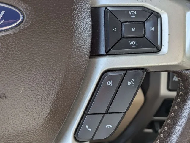 Used 2019 White Ford Lariat image 27