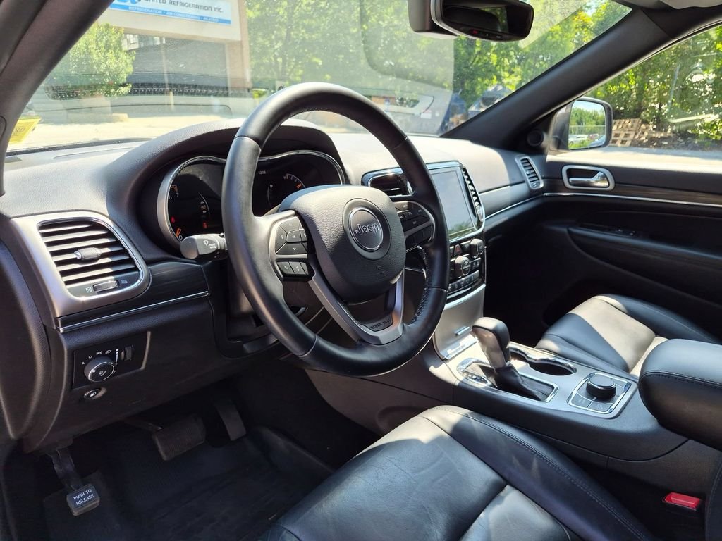 Used 2021 Gray Jeep Limited image 14