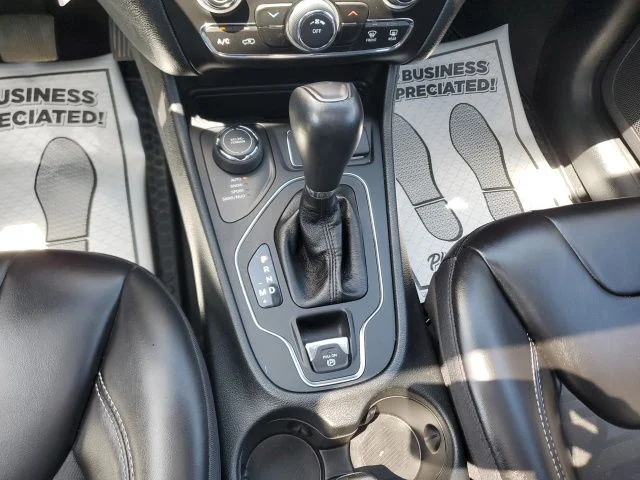Used 2022 Gray Jeep X image 20
