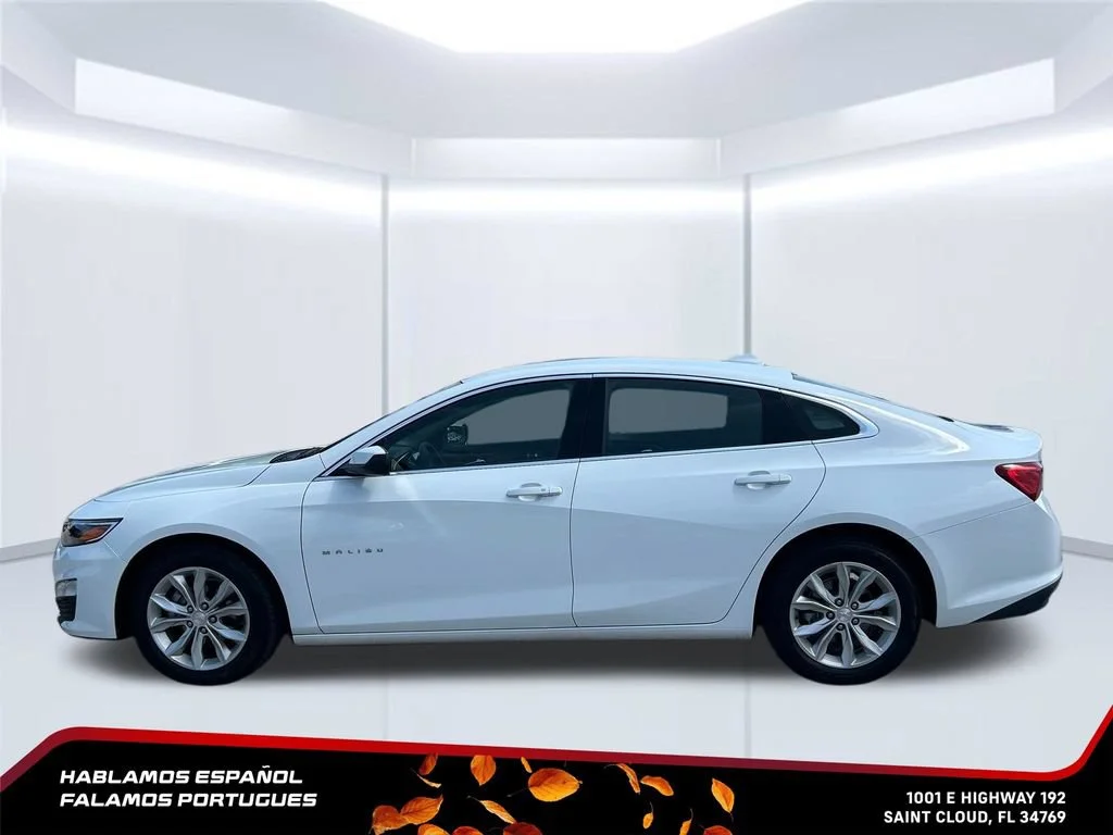 Used 2025 Summit White Chevrolet 1LT image 8