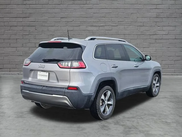 Used 2019 Gray Jeep Limited image 5