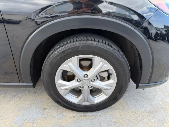 Used 2024  Honda LX image 9