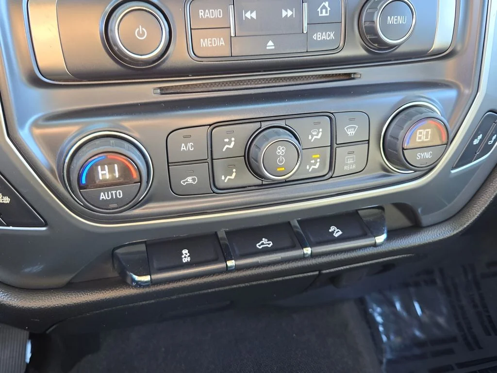 Used 2017 Silver Chevrolet LT image 23