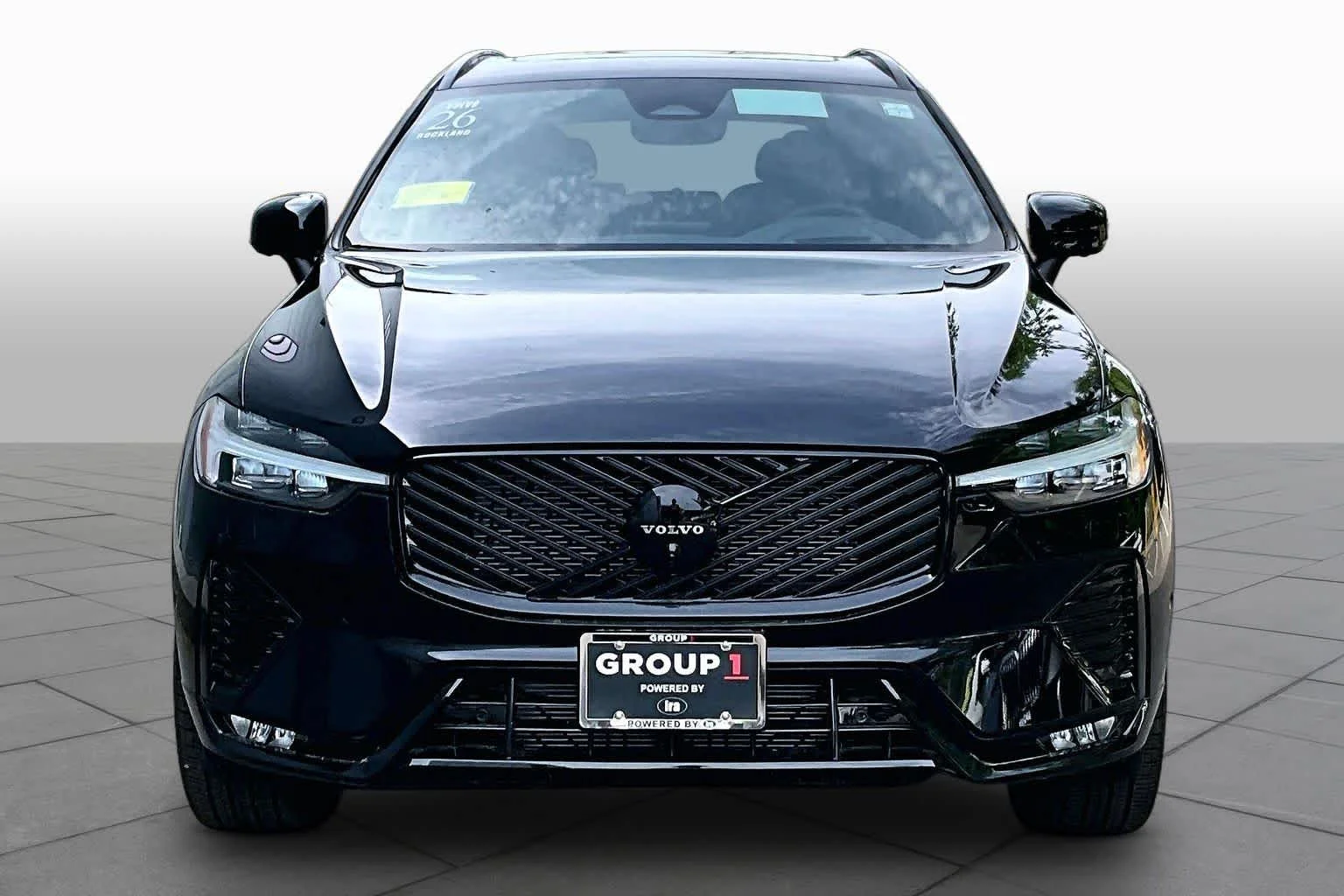 New 2026 ONYX BLACK Volvo Ultra Black Edition image 2