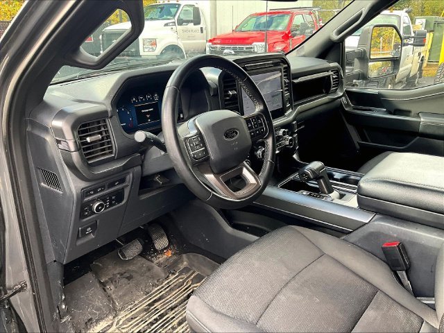 Used 2024 Gray Ford XLT image 8