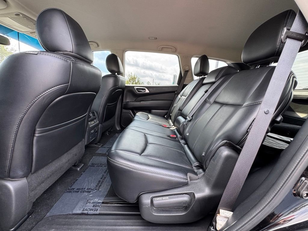 Used 2019 Black Nissan SL image 37
