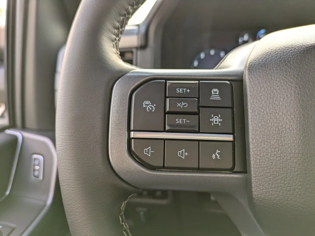 New 2026 Agate Black Metallic Ford XLT image 27