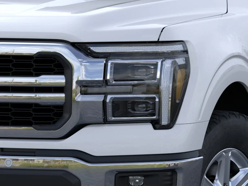 New 2026 Oxford White Ford Lariat® image 18