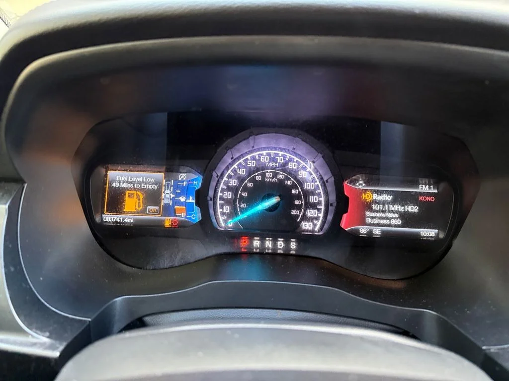 Used 2023 Gray Ford Lariat image 14