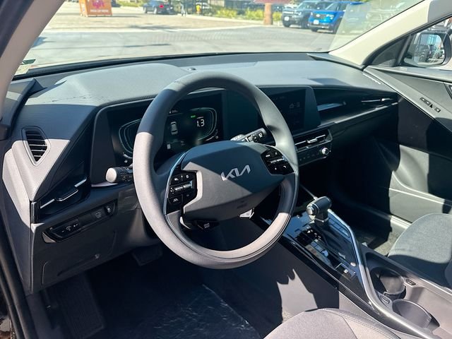 New 2026 Aurora Black Pearl Kia LX image 9