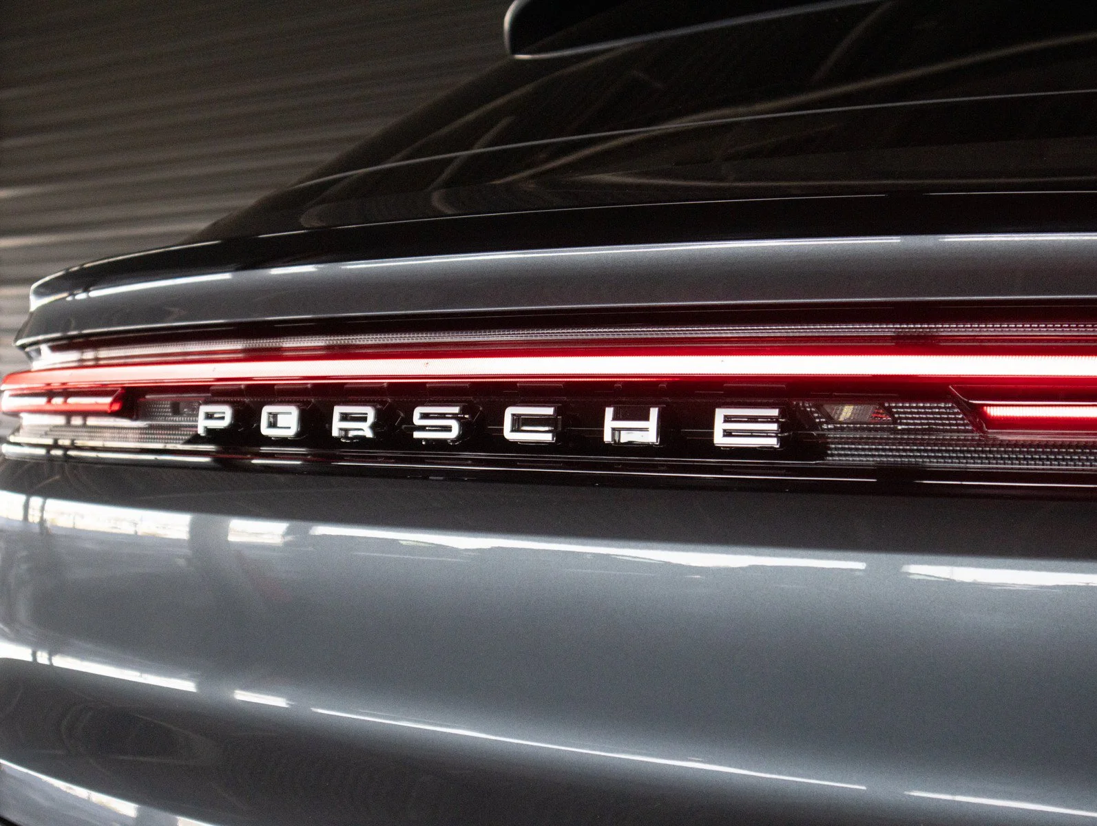 New 2026 Vanadium Grey Metallic Porsche Coupe image 28
