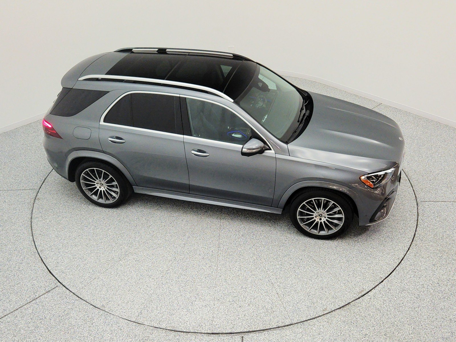 Used 2025 Selenite Grey Metallic Mercedes-Benz GLE 350 SUV image 26